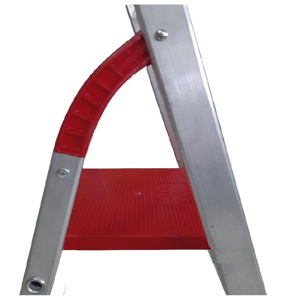 escada_de_aluminio_4_degraus_linha_pratica_1570887722_304a_600x600.jpg Escada De Alumínio 4 Degraus Linha Prática - Imagem 4